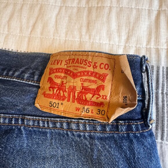 Levi's Jeans Mens 36x29 Blue 501 Cotton Denim Pants - Picture 3 of 6